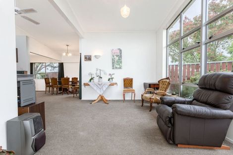 Photo of property in 63 Mcphee Street, Dannevirke, 4930