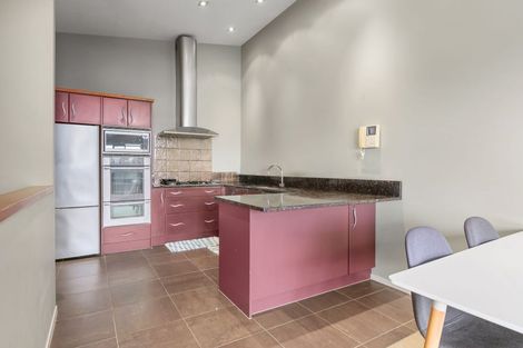 Photo of property in 21e Ruakiwi Road, Hamilton Lake, Hamilton, 3204