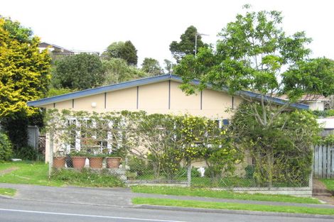 Photo of property in 43 Cumberland Street, Merrilands, New Plymouth, 4312
