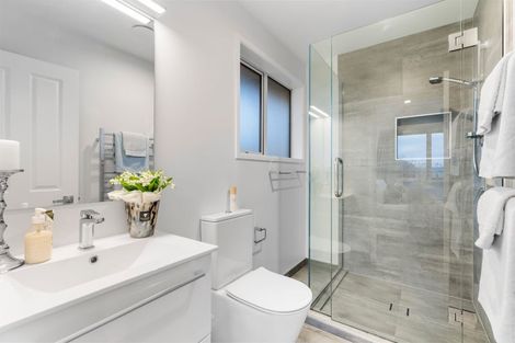 Photo of property in 5 Gilders Grove, Heathcote Valley, Christchurch, 8022