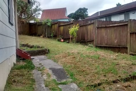 Photo of property in 18 Athena Drive, Totara Vale, Auckland, 0629