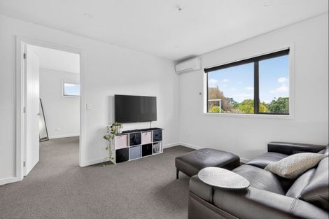 Photo of property in 37 Jarrett Terrace, Leamington, Cambridge, 3432