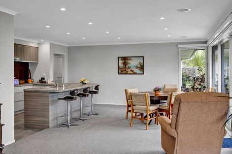 Photo of property in 35 Cloten Road, Stratford, 4332