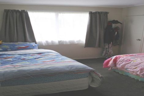 Photo of property in 337 Swanson Road, Ranui, Auckland, 0612