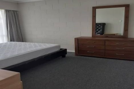 Photo of property in 10 Clendon Court, Roslyn, Palmerston North, 4414