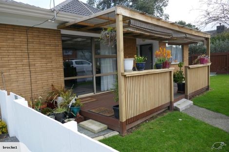 Photo of property in 1/2 Taonui Street, Rosehill, Papakura, 2113