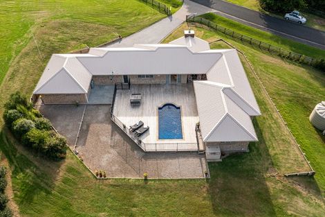 Photo of property in 43 Moses Road, Kaukapakapa, 0873