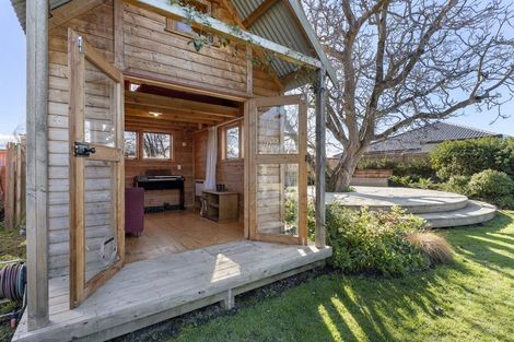 Photo of property in 68 Kent Street, Carterton, 5713