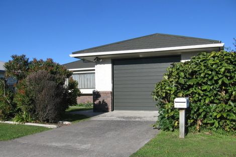 Photo of property in 8 Rata Street, Roslyn, Palmerston North, 4414