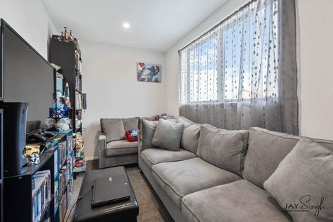 Photo of property in 20 Courage Road, Papakura, 2110