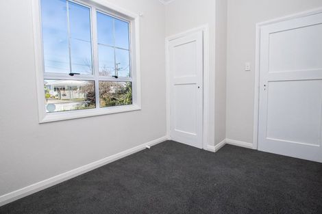 Photo of property in 76 Williams Street, Cambridge, 3434