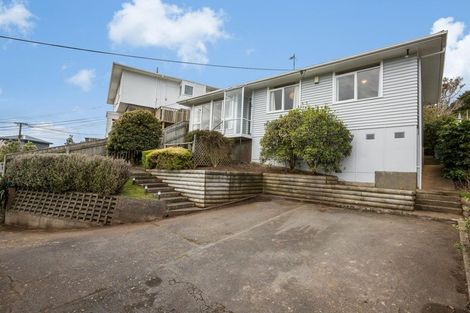 Photo of property in 10 Huntingdon Street, Northland, Wellington, 6012