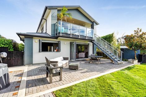 Photo of property in 3 Baring Terrace, Strandon, New Plymouth, 4312