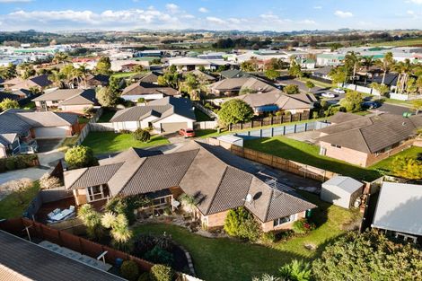 Photo of property in 16 Ploughmans Avenue, Pukekohe, 2120