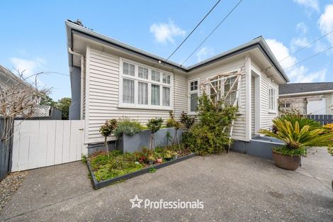 Photo of property in 140 Knights Road, Hutt Central, Lower Hutt, 5010