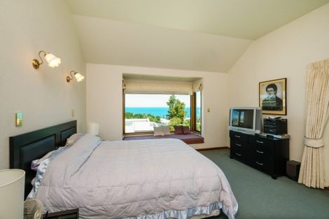 Photo of property in 14 Harvey Road, Bluff Hill, Napier, 4110