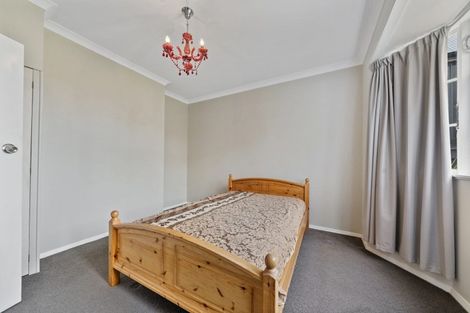 Photo of property in 99 Whites Line East, Waiwhetu, Lower Hutt, 5010