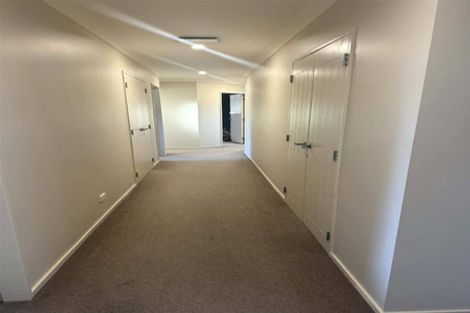 Photo of property in 42 Peter Hall Drive, Kelvin Grove, Palmerston North, 4414