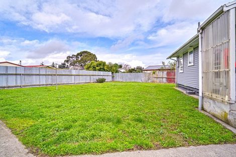 Photo of property in 12 Liverpool Crescent, Flaxmere, Hastings, 4120