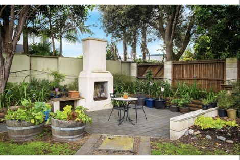 Photo of property in 4 Thurley Place, Bay View, Napier, 4104