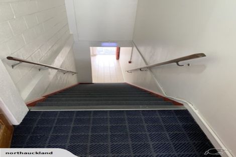 Photo of property in 26 Mayfair Place, Westown, New Plymouth, 4310