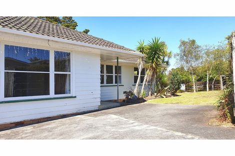 Photo of property in 55a Tirimoana Road, Te Atatu South, Auckland, 0602