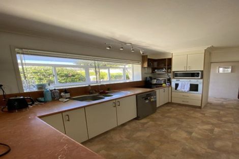 Photo of property in 111 Hinewa Road, Otumoetai, Tauranga, 3110