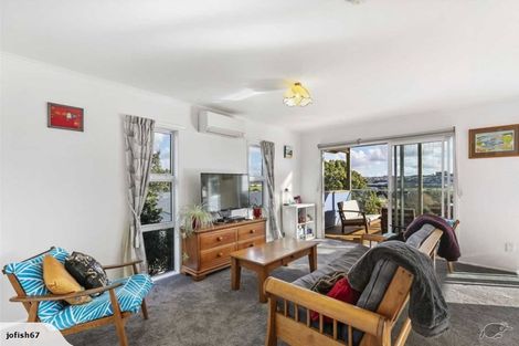 Photo of property in 28 Moffat Road, Red Beach, 0932