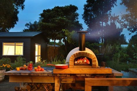 Photo of property in 11-13 Kuku Street, Te Awanga, 4102