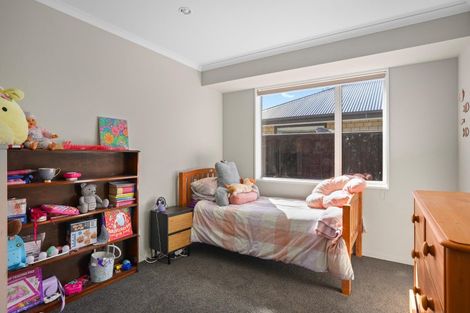 Photo of property in 8/17 Wineberry Avenue, Amberley, 7410