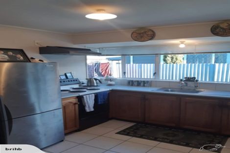 Photo of property in 2/432 Gloucester Street, Taradale, Napier, 4112