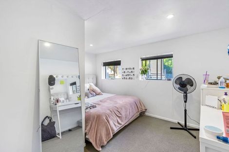 Photo of property in 107 Coronation Road, Hillcrest, Auckland, 0627