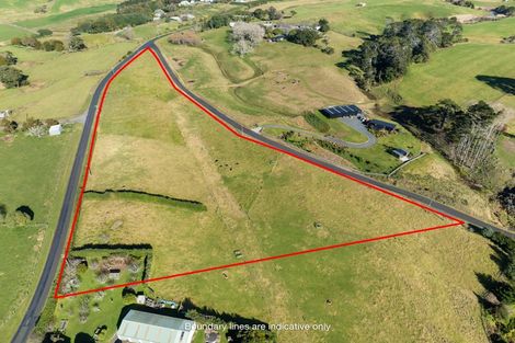 Photo of property in 126 Whiriwhiri Road, Waiuku, 2682