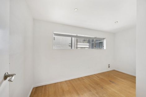 Photo of property in 253/21 Left Bank, Te Aro, Wellington, 6011