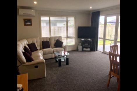 Photo of property in 19 Lassen Place, Stoke, Nelson, 7011