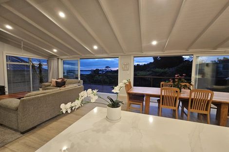 Photo of property in 1 Hoskins Avenue, Hillsborough, Auckland, 1042