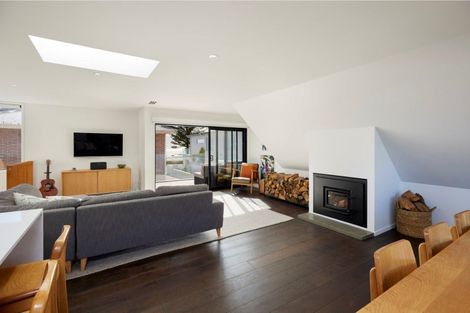 Photo of property in 168b Marine Parade, Mount Maunganui, 3116