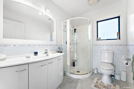 Photo of property in 16 Sunny Crescent, Huapai, Kumeu, 0810