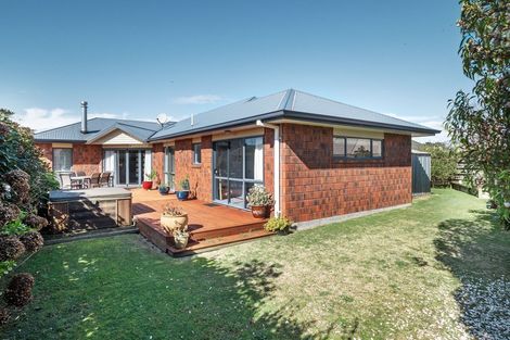 Photo of property in 1 Kasey Josh Place, Katikati, 3129