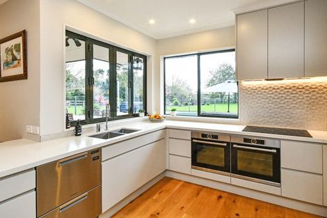 Photo of property in 68 Cooper Road, Ramarama, Drury, 2579