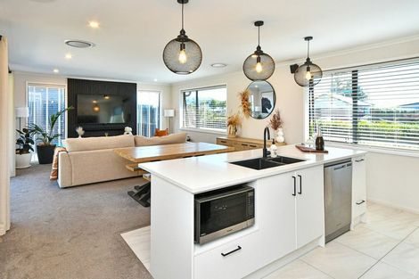 Photo of property in 4 Peacock Place, Pokeno, 2402