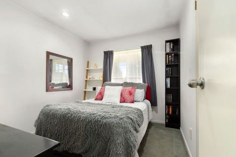 Photo of property in 1a Willis Road, Papakura, 2110