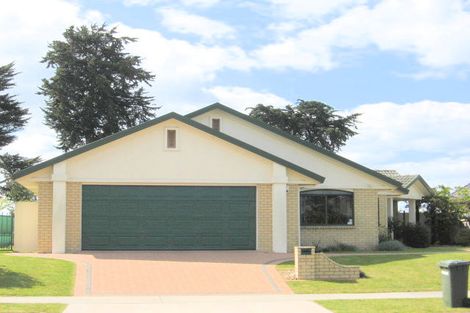 Photo of property in 141 Gravatt Road, Papamoa Beach, Papamoa, 3118