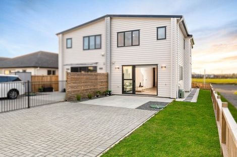 Photo of property in 30 Auranga Drive, Karaka, Papakura, 2113