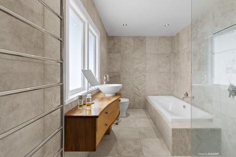 Photo of property in 31 Upper Watt Street, Wadestown, Wellington, 6012