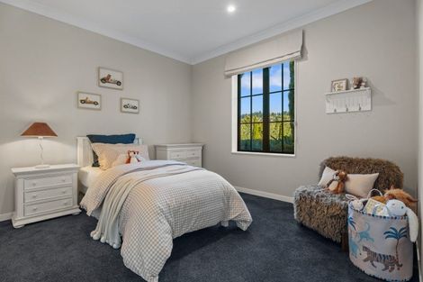 Photo of property in 61a Whitford Park Road, Whitford, Manurewa, 2576
