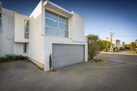 Photo of property in 547 Barbadoes Street, Edgeware, Christchurch, 8013