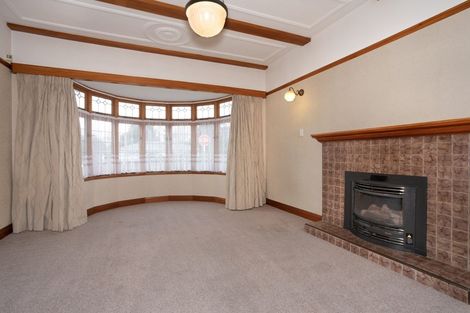 Photo of property in 177 Bridge Street, Bulls, 4818