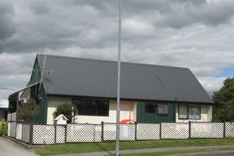 Photo of property in 11 Portland Street, Welcome Bay, Tauranga, 3112