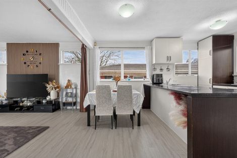 Photo of property in 209b Edmonton Road, Te Atatu South, Auckland, 0610